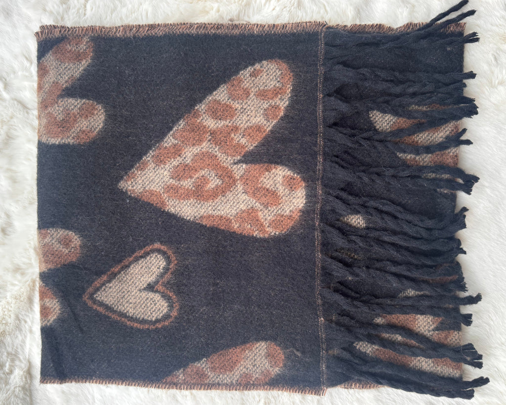 Echarpe noire et marron coeur douce et chaude spécialement pour l'hiver