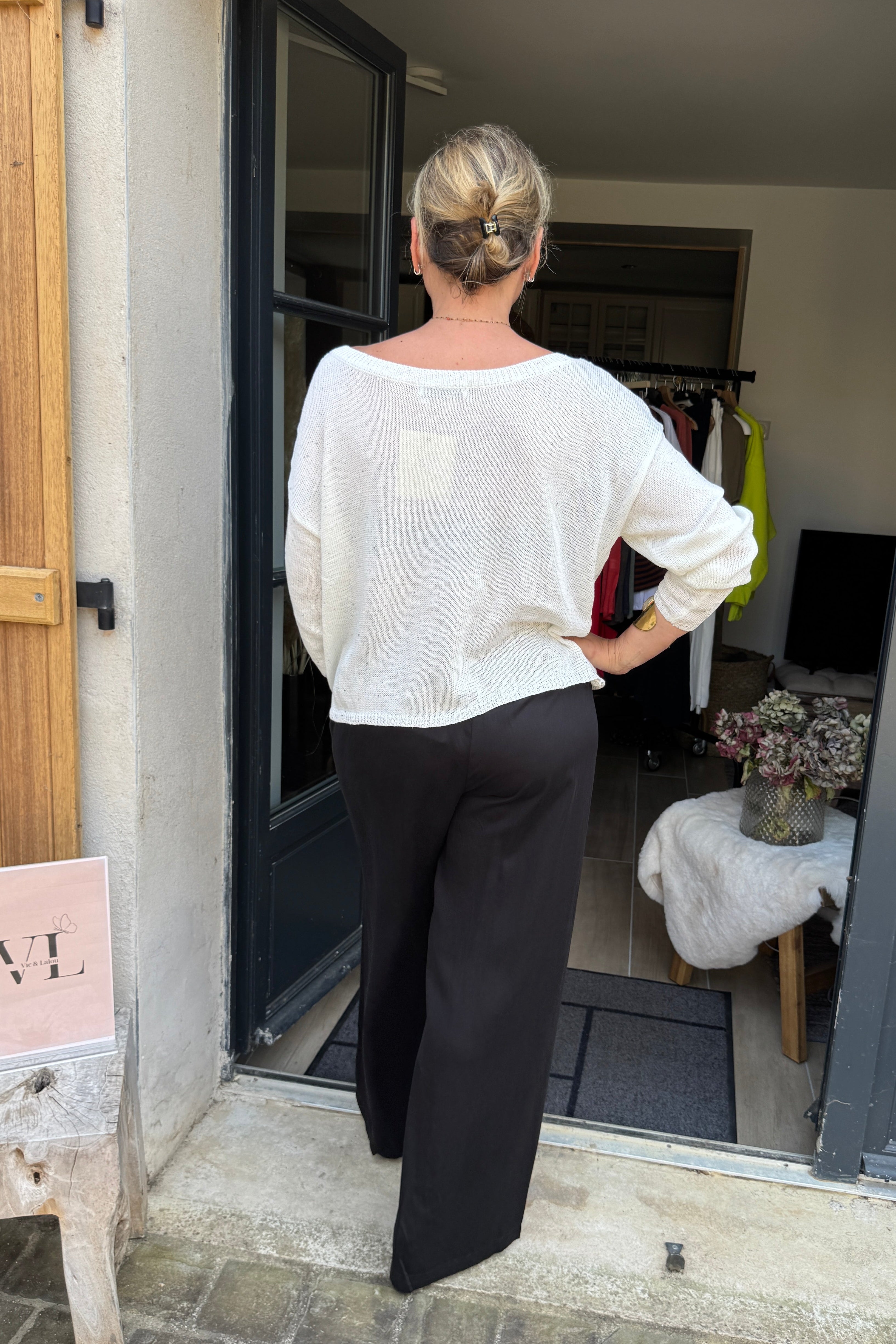 Pull blanc paillettes col bateau tombant coupe courte femme – JASPER Vic & Lalou dos