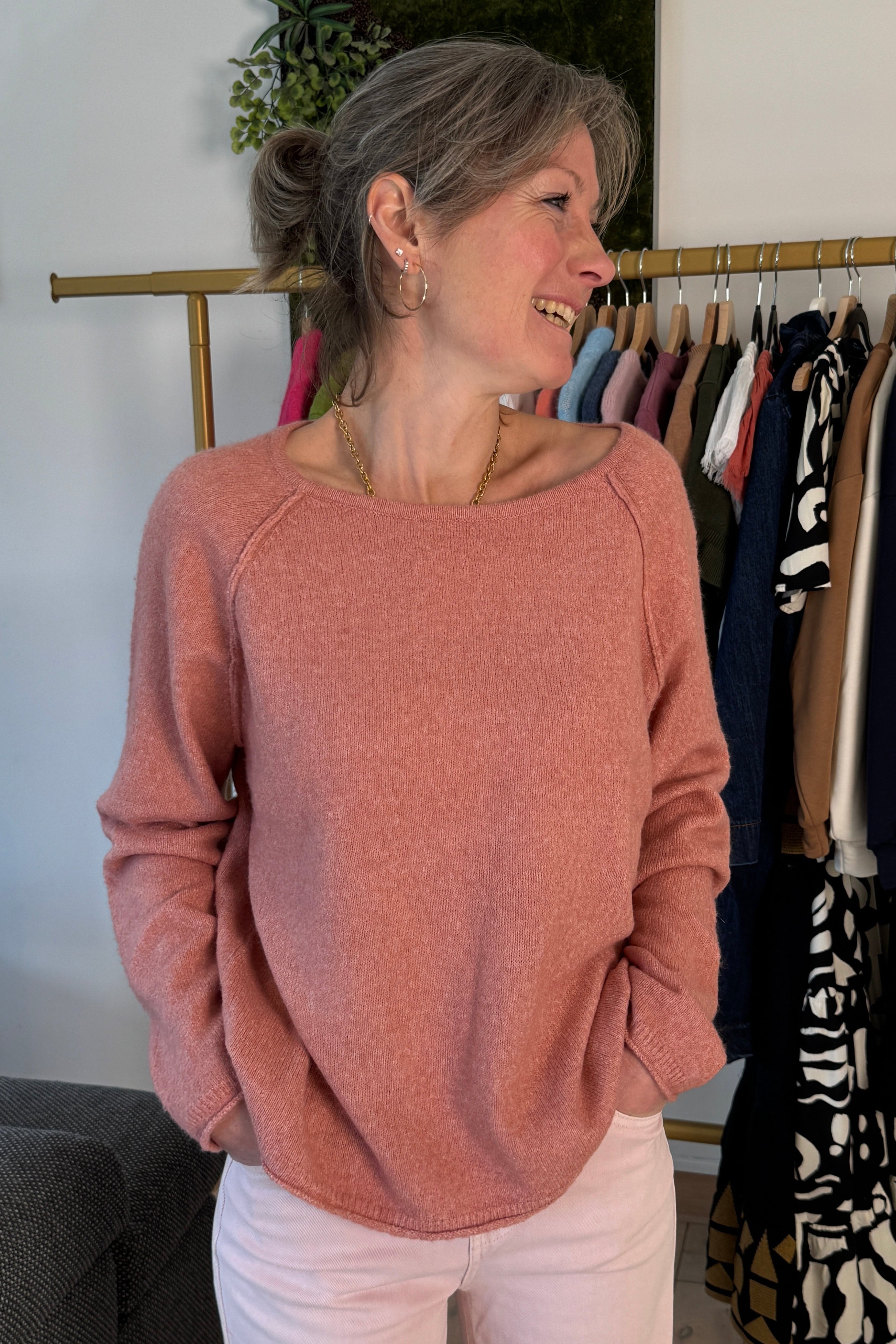 Pull rose manches longues col bateau