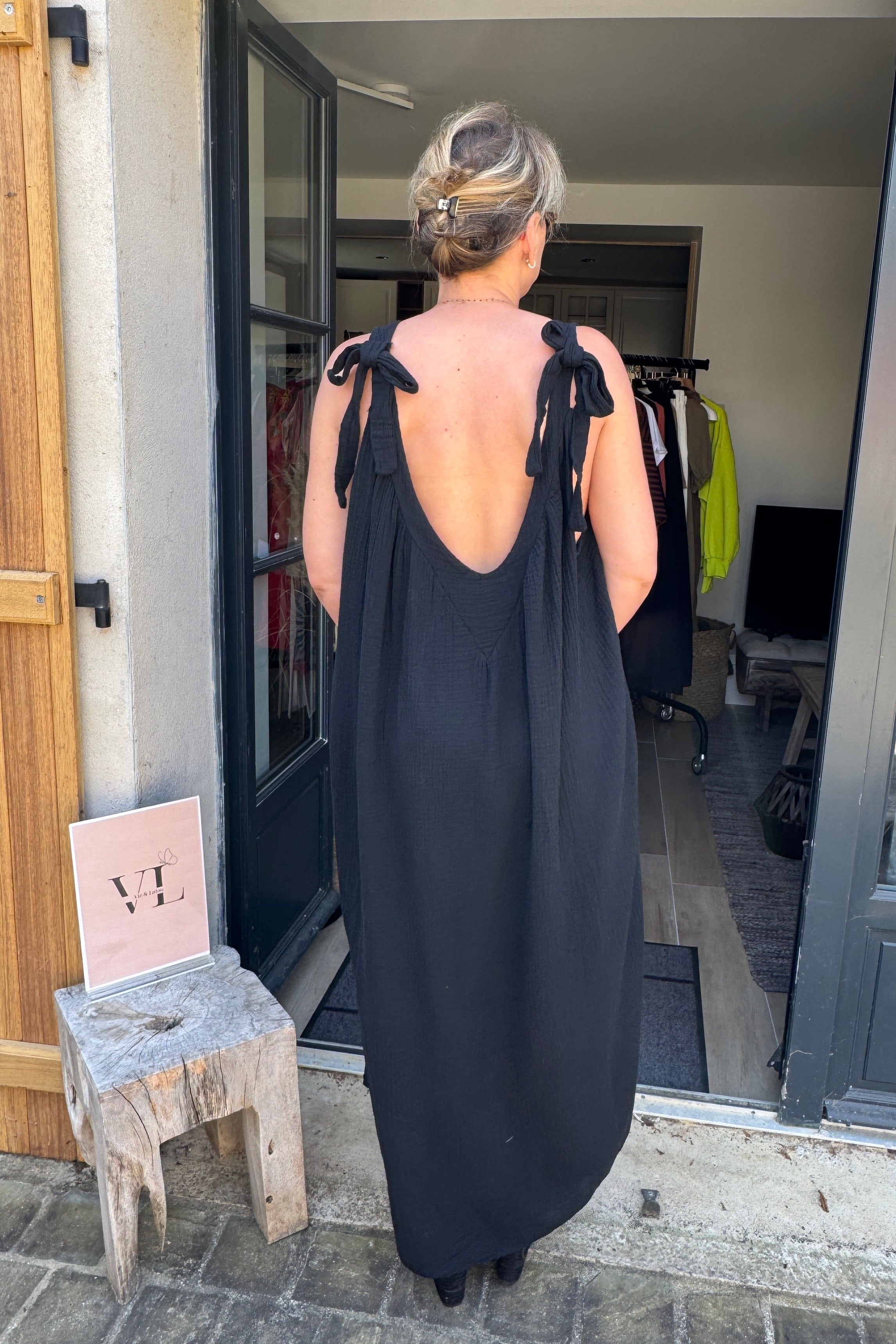 Robe longue noire dos nu bretelles nœuds gaze coton POPPY – Vic & Lalou